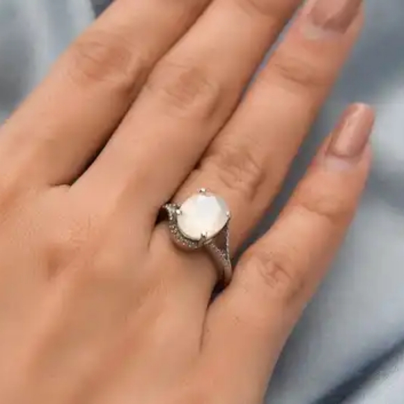 Sri Lankan Silver Moonstone Ring in Stainless Steel, Split Shank Ring - Picture 4 of 7